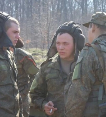 На Луганщині окупанти намагалися наступати за допомогою важкої техніки