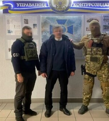 Старость одного из поселков на Киевщине, предоставившего рашистам маршруты дорог для наступления на столицу, задержала СБУ. ФОТО
