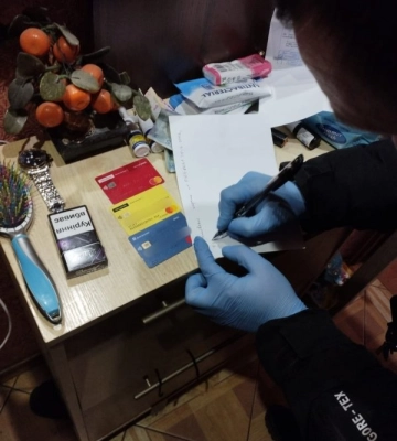 Кіберполіцейські та слідчі Миколаївщини викрили зловмисника, який ошукував громадян під виглядом інтернет-продажу зброї