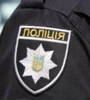 В Одесі двоє чоловіків накинулися на переселенця і пограбували його
