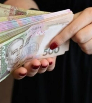 У Костополі судитимуть посадовицю за шахрайство із оплатою адмінпослуг