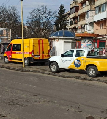 В центрі Ужгорода знайшли витік на газопроводі: газовики розповіли деталі (ФОТО)