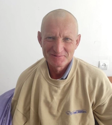 Пішов з лікарні і зник: поліцейські розшукують лучанина