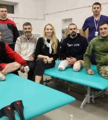 Полякова та Діанов зібрали реабілітаційному центру «Незламні» ₴2,5 мільйона на протези