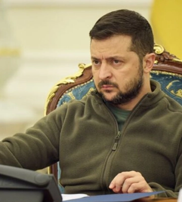 В его двор просто не заехал на танке его партнер из РФ - Зеленский жестко ответил Берлускони