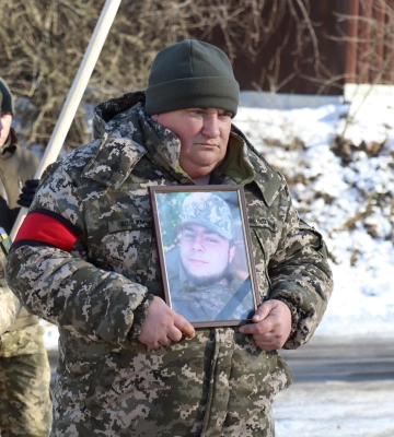 Тростянецька громада попрощалася із загиблим героєм