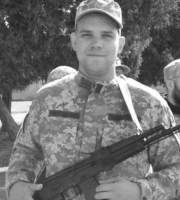 Знову сумна звістка сколихнула Берегово, загинув на війні Герой  - Андрій Кривий