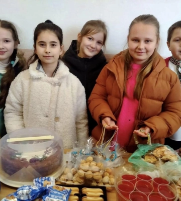 Понад 74 тисячі грн для ЗСУ зібрали школярі Рокитнівської громади (ФОТО)
