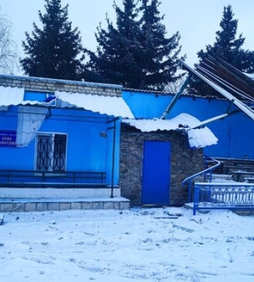 Росіяни обстріляли стадіон і житлові будинки в Харківський області