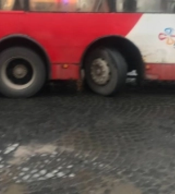 У центрі Луцька через поломку тролейбуса утворився затор