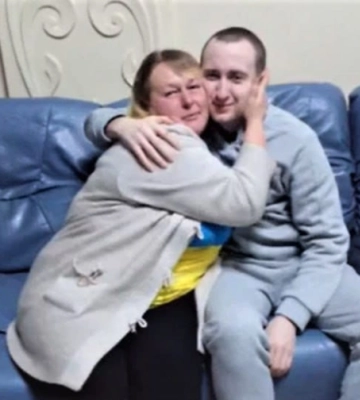 9 місяців у полоні: буковинець Максим Касперський нарешті зміг обійняти рідних