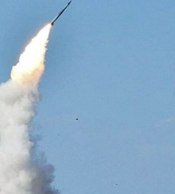 Російські війська обстрілюють ракетами Харків та область