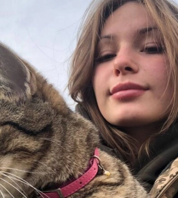 Захищала Запорізькій напрямок: 19-річна дівчина втратила на війні ногу