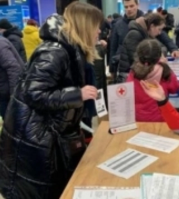 Організація Червоного Хреста Закарпаття видаватиме ВПО ваучери на продукти харчування та засоби гігієни