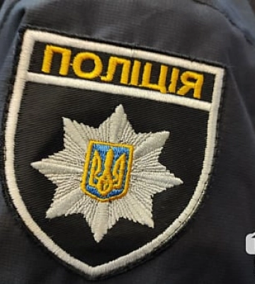 Поліцейські Кривого Рогу затримали двох підозрюваних у пограбуванні перехожого