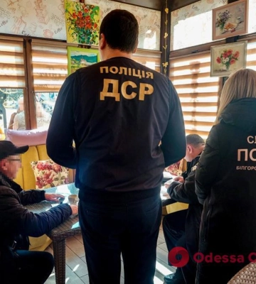 Одесская область: ветеринар попался на взятке в 10 тыс. гривен