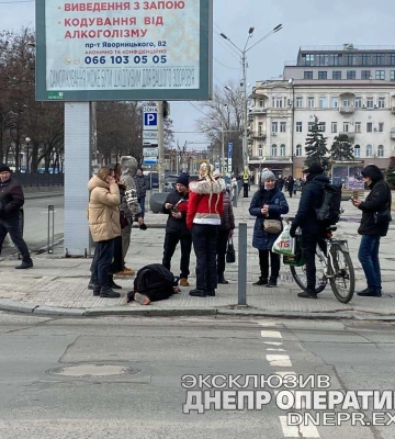 У центрі Дніпра знайшли непритомного чоловіка