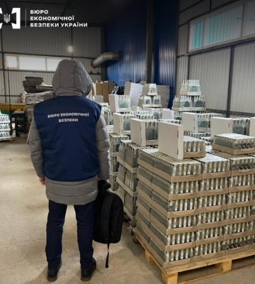 Вилучили товару на майже 20 мільйонів гривень. На Кіровоградщині викрили підпільний завод з виробництва алкоголю