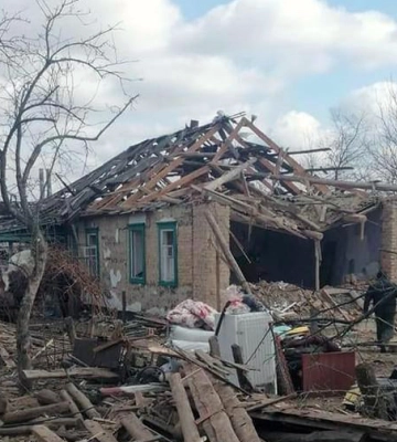 Окупанти обстріляли з артилерії будинки в Херсонській області: є загиблі