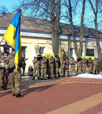 У Сумах поховали загиблих військових Сергія Пересадька та Віктора Боброва