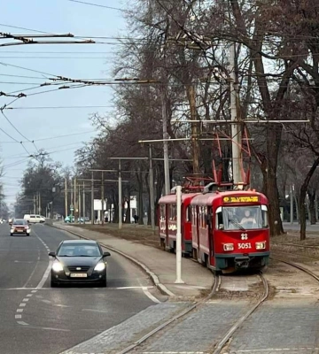 Буде знеструмлено одну з тягових підстанцій. Як у Дніпрі працюватиме транспорт 23 лютого