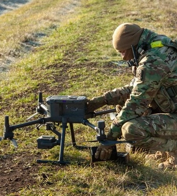 Серія вибухів у Маріуполі підтверджує, що Україна знайшла спосіб бити по тилу росіян, - NYT