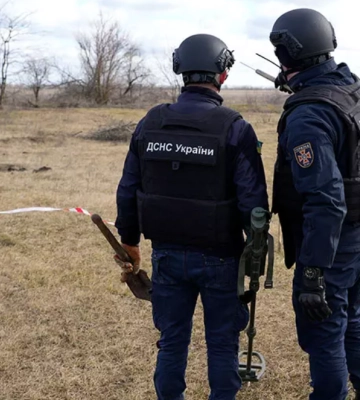 піротехніки ДСНС повертають безпеку на звільнені території Миколаївщини