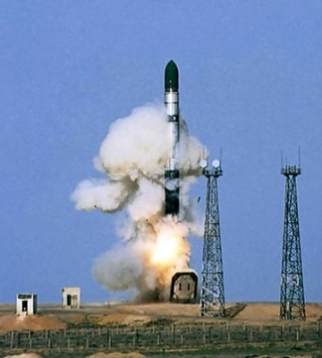 путін намагався запустити ракету &quot;Сатана-2&quot;, коли Байден перебував у Києві - The Telegraph
