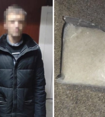 Носив з собою наркотиків на 100 тисяч: в Запоріжжі затримали чоловіка