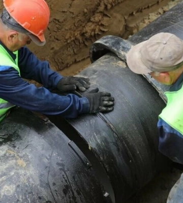 У Львові понад 30 вулиць залишилися без водопостачання через аварійний витік