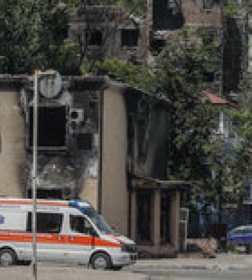В Мариуполе снова взрывы. Городские власти говорят, что &quot;прилетает&quot; по базам оккупантов