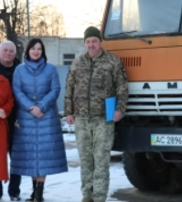 Луцький «політех» передав «Камаз» для ЗСУ