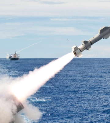 Достанут до Крыма: Британия может передать Украине ракеты Harpoon и Storm Shadow