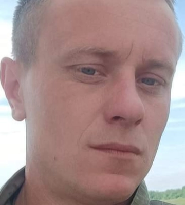 Ще у неділю батьки і наречена молилися, щоб він був живий: спогади про Героя з Луцького району Вадима Трушика