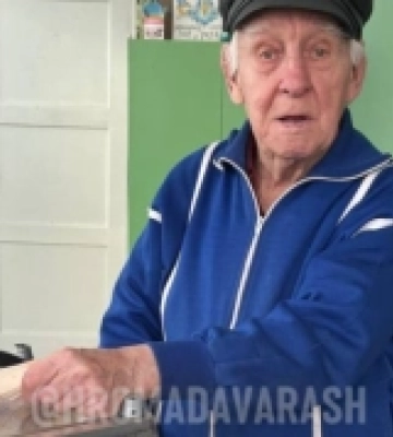 Дідусь-волонтер із Вараша пожертвував захисникам ще 10 тисяч гривень