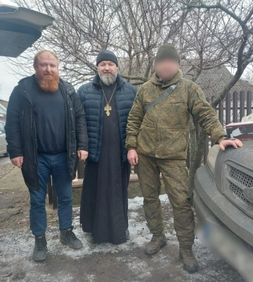 Священники Полтавской епархии УПЦ передали гуманитарную помощь в зону боевых действий