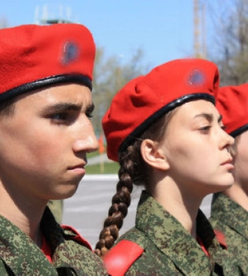 Оккупанты в Мелитополе записывают детей в &quot;юнармейцы&quot;