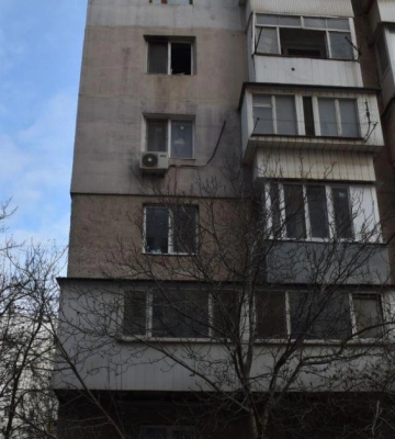 На Полтавщині жінка випала з восьмого поверху