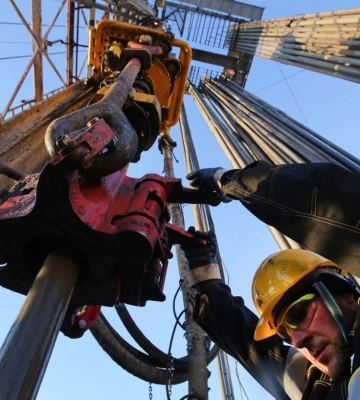 Нафта дорожчає на тлі падіння експорту із Росії