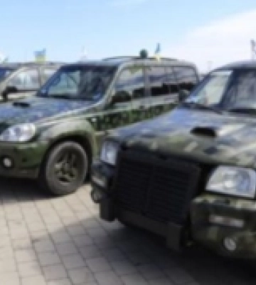У Демидівській громаді придбали автомобіль для військових із передової