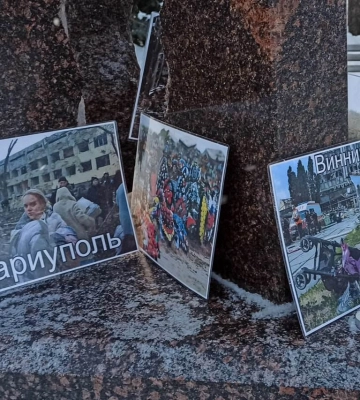 У деяких російських містах з&#039;являються стихійні меморіали проти війни в Україні - ЗМІ