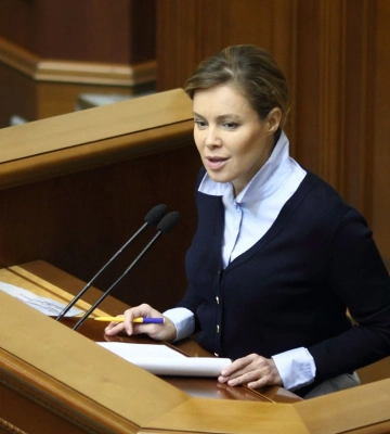 Рада лишила мандатов нардепов Королевской, Солода и Волошина Рада лишила мандатов нардепов Королевской, Солода и Волошина