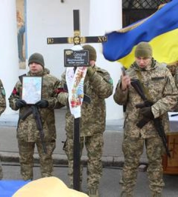 У Полтаві попрощалися з чотирма полеглими захисниками