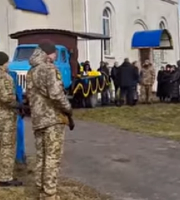 Залишилися батьки і наречена: у Луцькому районі попрощалися із 31-річним Героєм Вадимом Трушиком