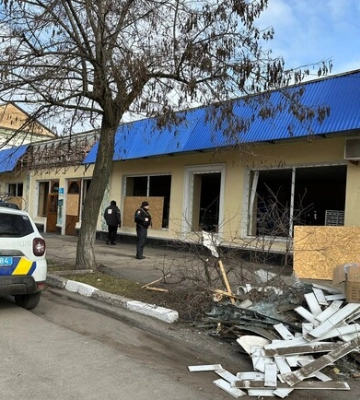 Правоохранители показали последствия обстрелов Днепропетровской области