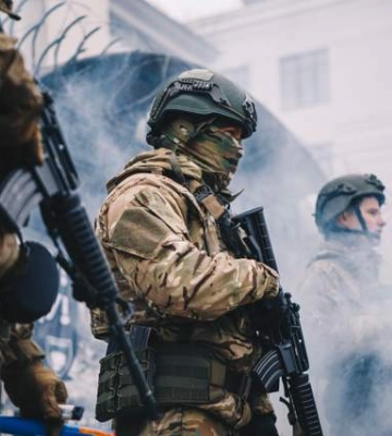 Біля посольства рф у Києві провели акцію на підтримку України