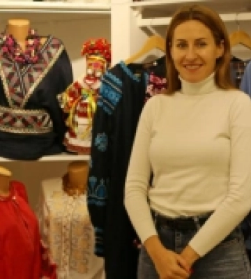 єРобота: підприємиця з Луцька купила вишивальну машину для розвитку свого бізнесу