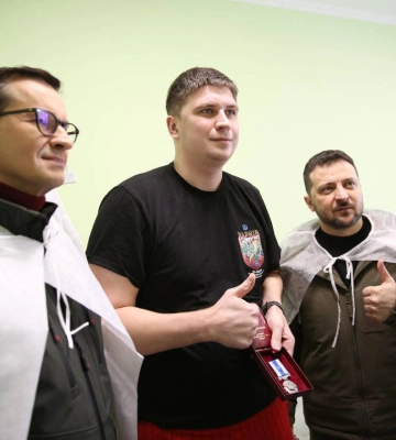 Володимир Зеленський нагородив  українських воїнів, які проходять лікування після поранень