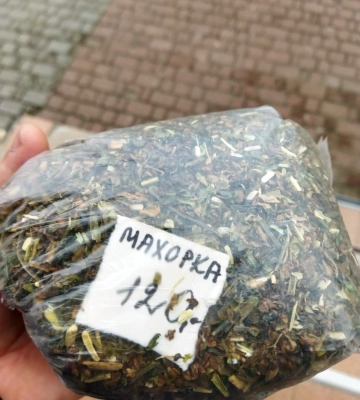 Сарненчанка продавала у Володимирці «самопальні» цигарки
