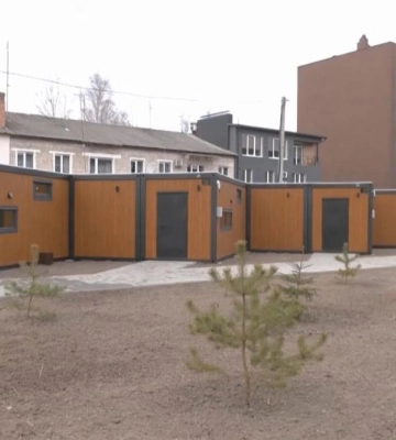 Аналог однокімнатної квартири: у місті Радивилів, на Рівненщині понад 40 переселенців отримали ключі від нового житла (ВІДЕО)